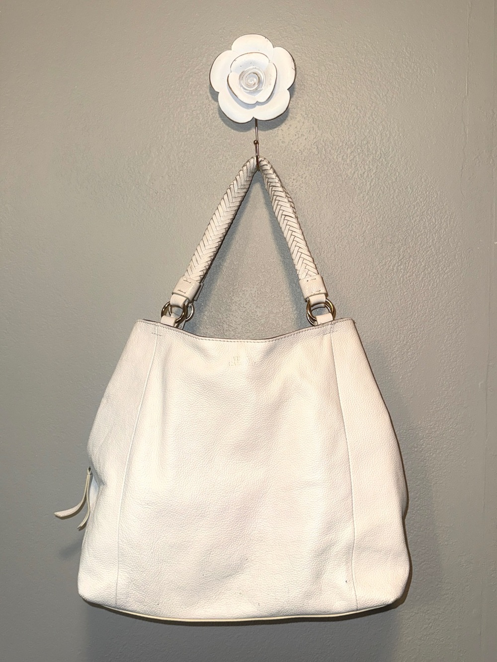 Vince Camuto VV-SIGNE-TO White Swan Pebbled Leather Hobo Handbag Braided Handle